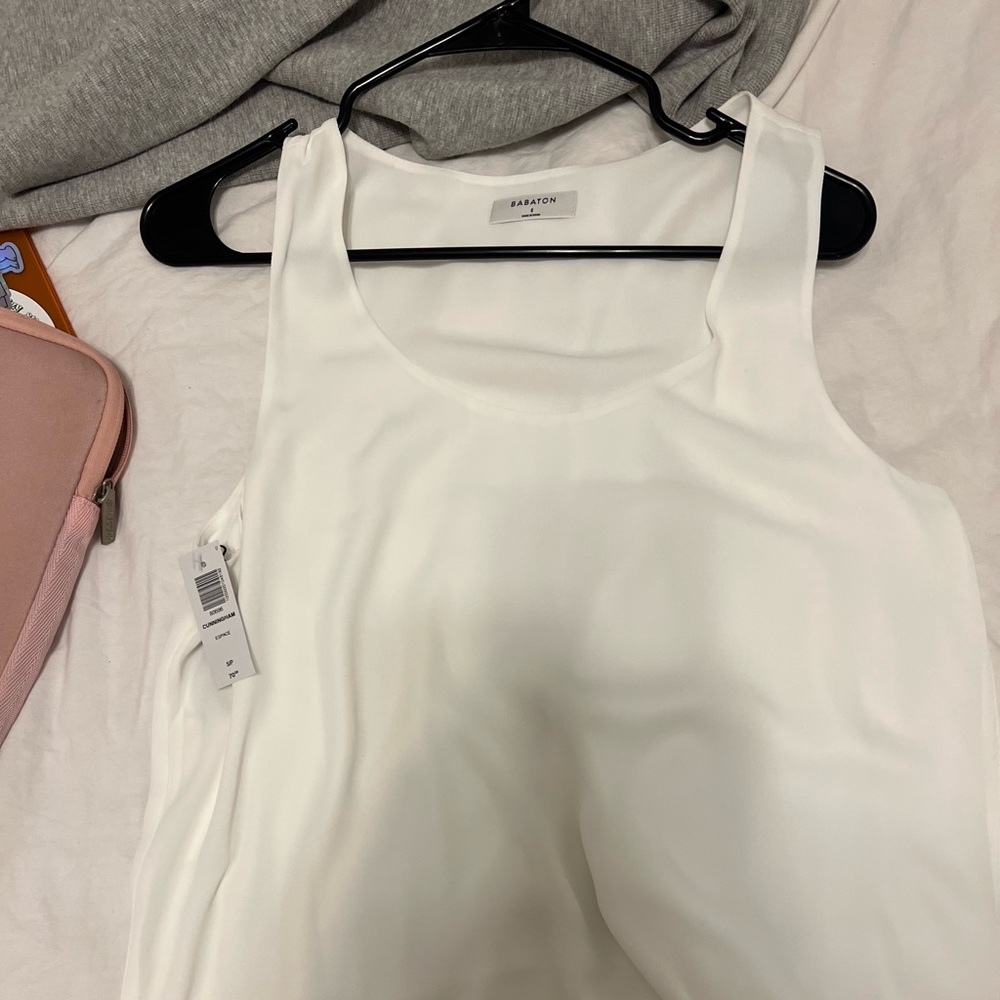 NWT aritzia babaton blouse